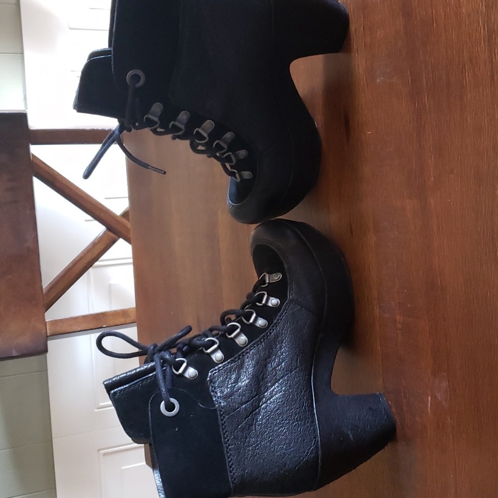 Kork-Ease Black Lace-Up Platform Ankle Boots - Picture 5 of 10